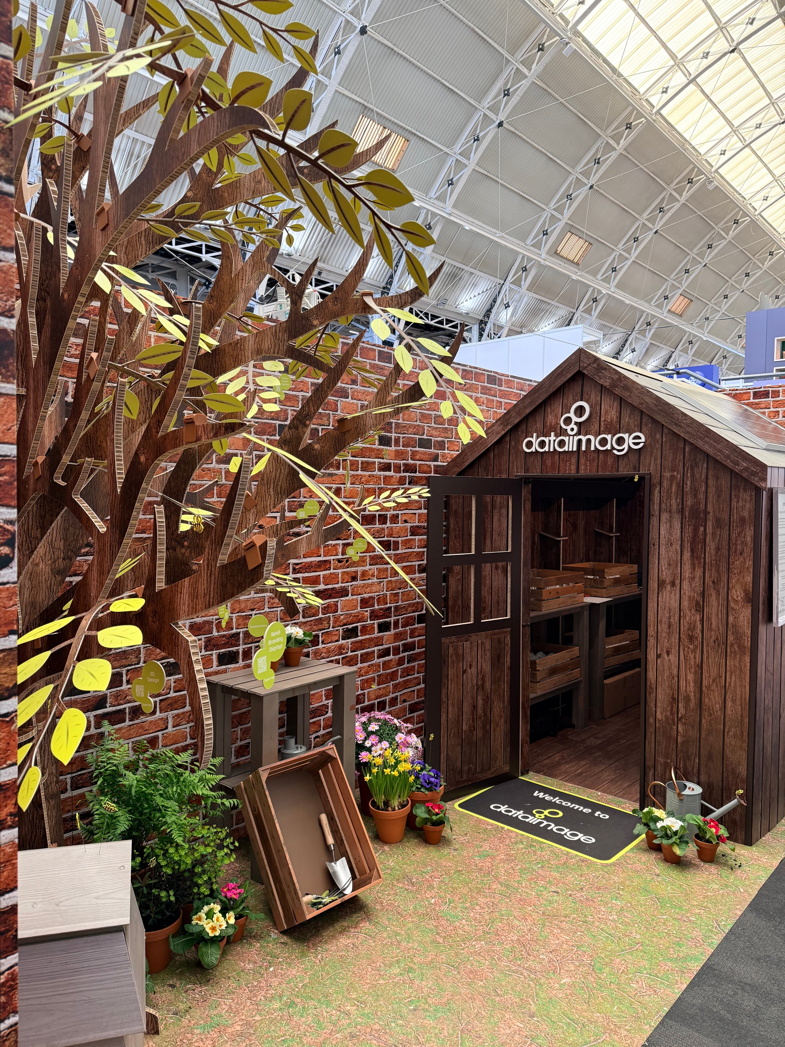 Potting shed Data Image VMandD show 1