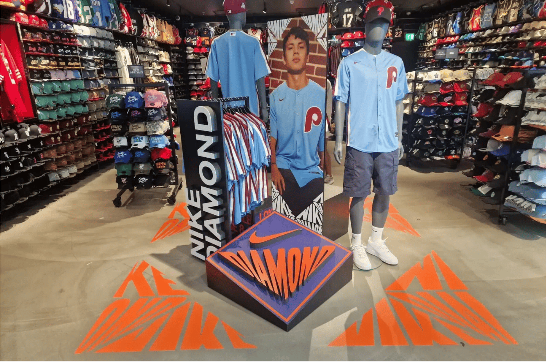 Retail Branding Displays (2)
